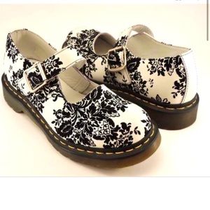 Mary Jane Doc Marten